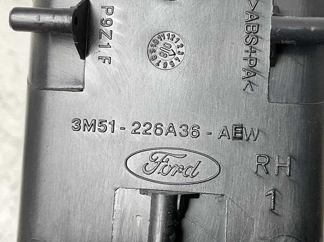 Maneta del iz int Ford 8M51R22600AA - Foto 5