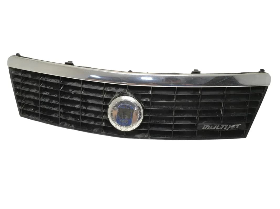 Rejilla radiador Fiat Sedici - Foto 1