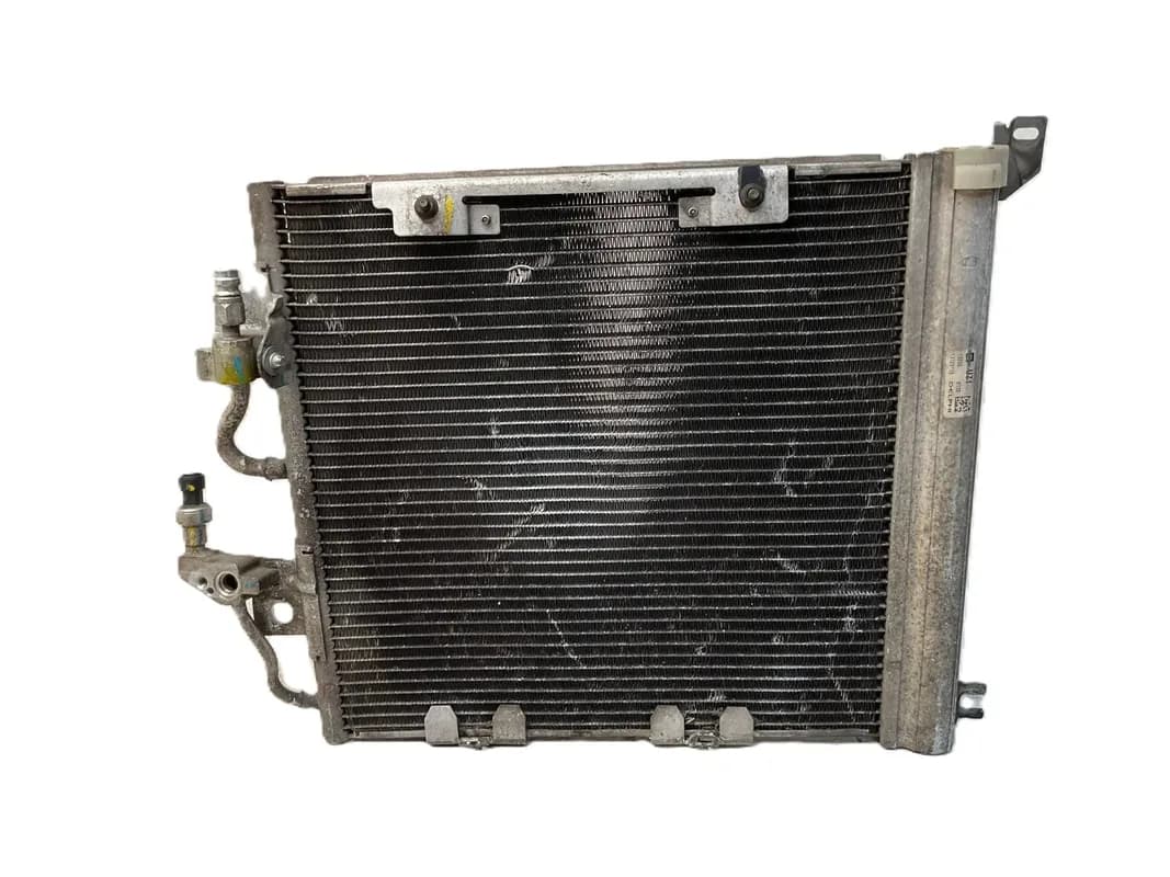 Condensador A/C Opel Astra H Zafira B - Foto 1