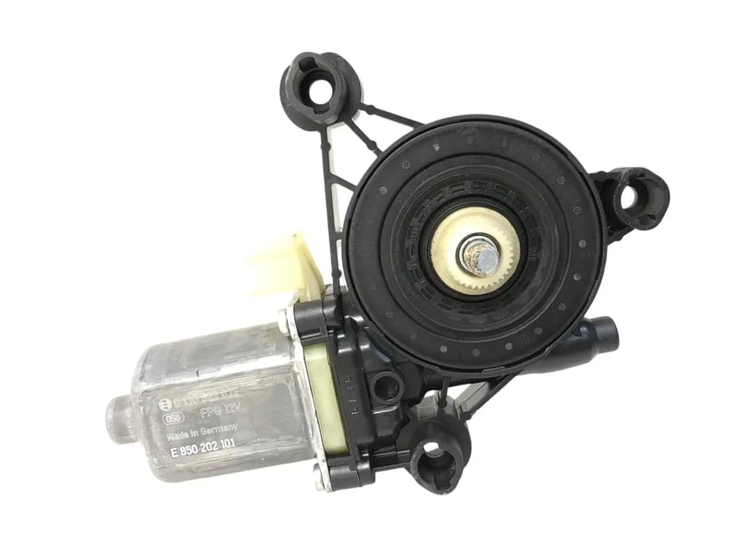 Motor elevalunas del izq 5Q0959801C - Foto 2