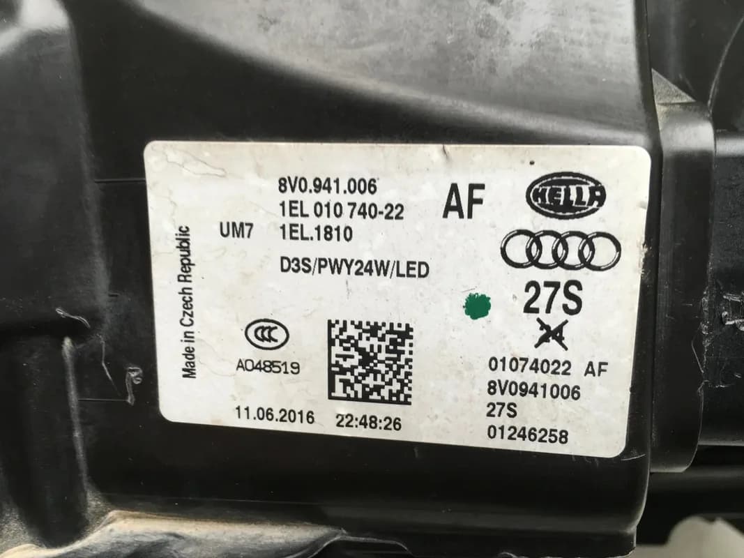 Faro derecho Audi A3 8V - Foto 6