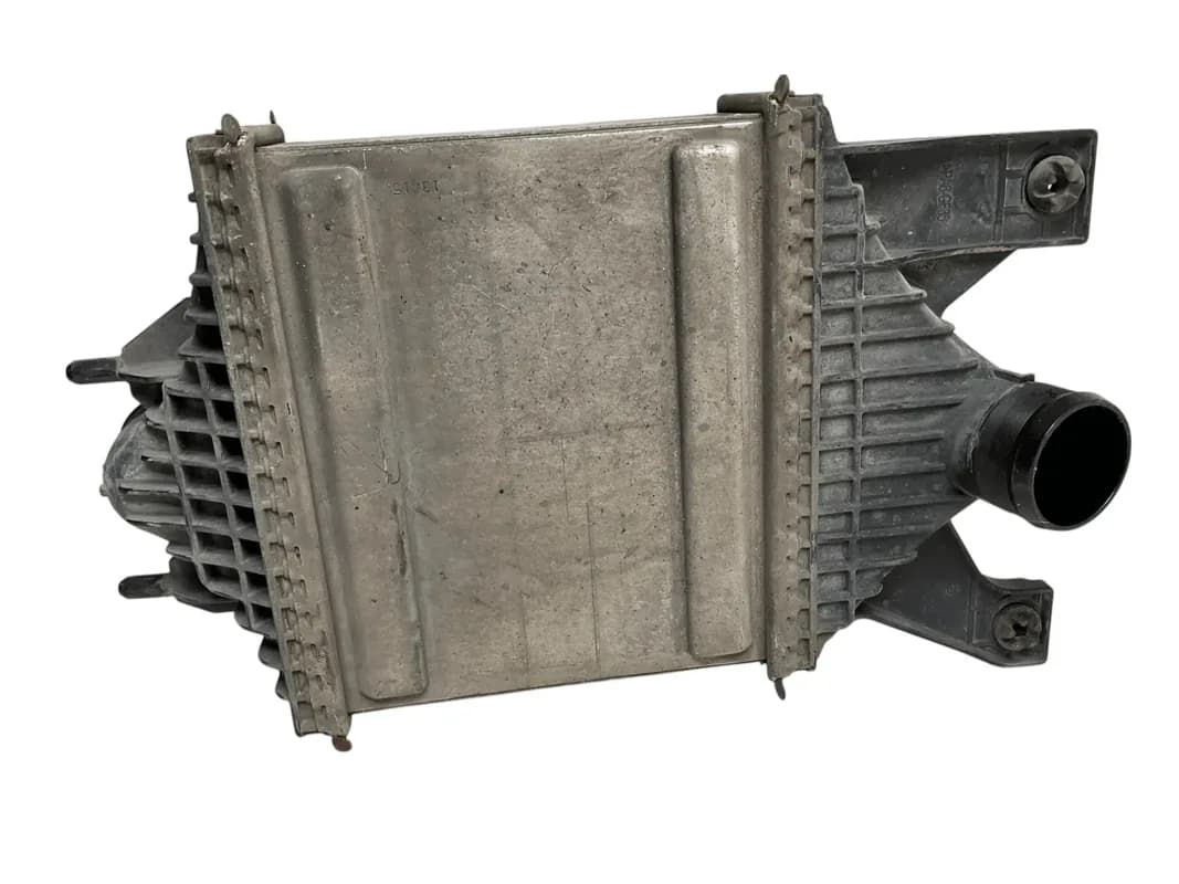 Intercooler Land Rover Jaguar FPLA6K775AB - Foto 4