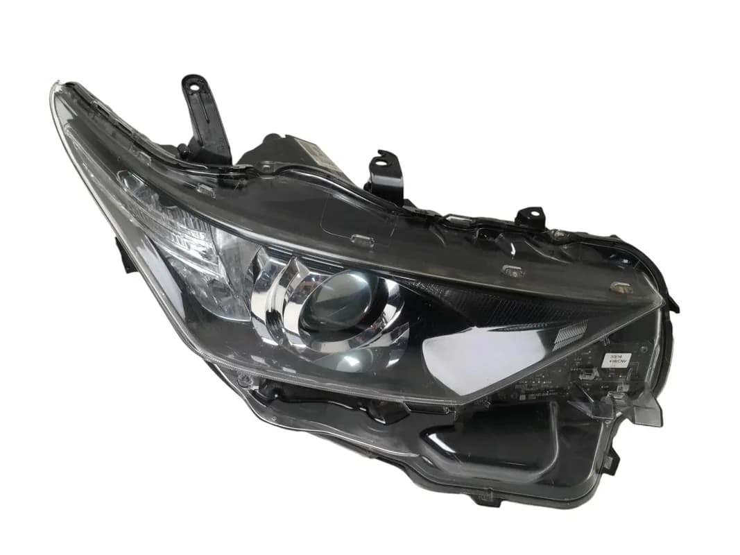 Faro derecho Toyota Auris E18 Fase 2 - Foto 1