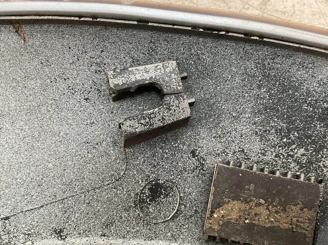 Aletin del izq Suzuki Vitara 88-98 - Foto 9