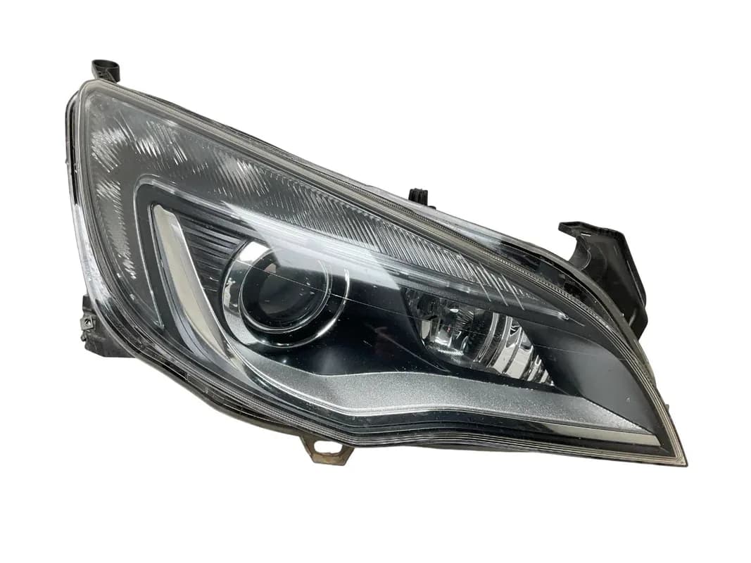Faro derecho Opel Astra 09-15 - Foto 1