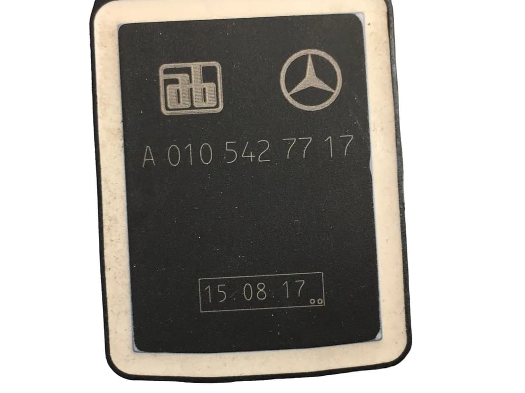 Sensor altura faros Mercedes A0105427717 - Foto 3