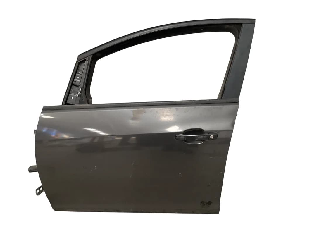 Puerta del izq Opel Astra 2009-2015 - Foto 1