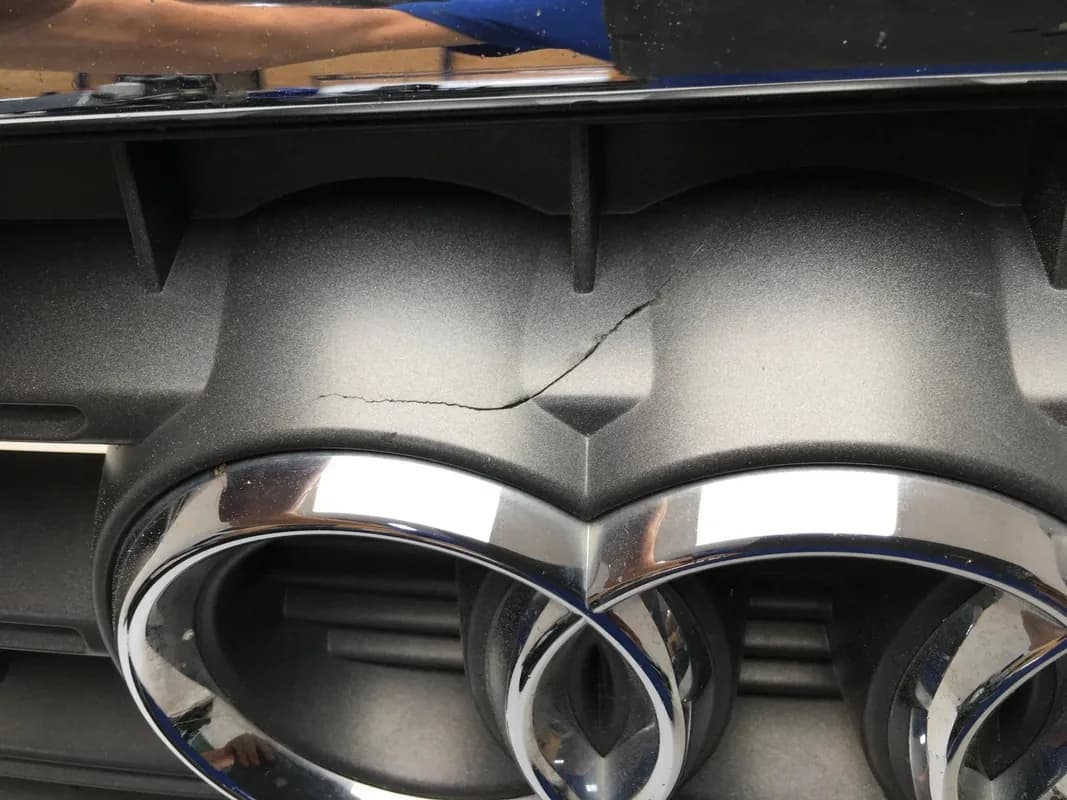 Rejilla radiador Audi A4 B8 - Foto 5