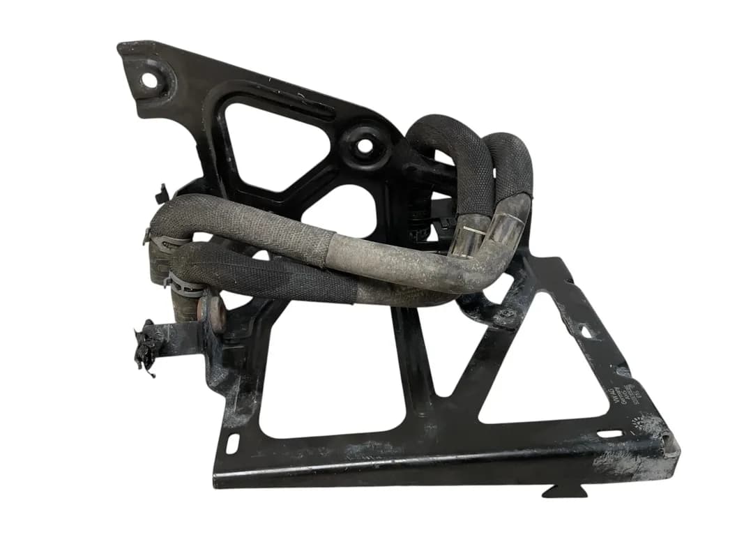 Soporte Aux izq Radiador VW Golf R-Audi S3 13-20 - Foto 1