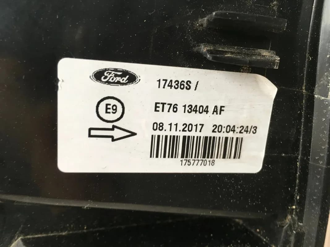 Piloto tra dcho Ford Tourneo Courier I - Foto 4