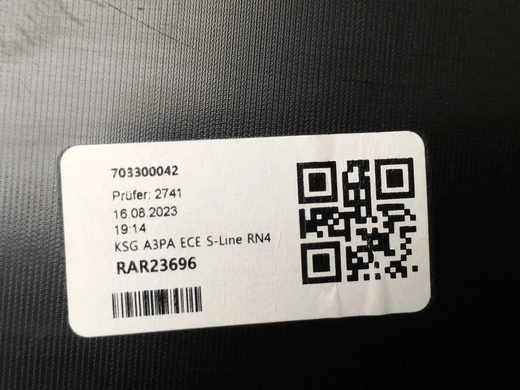 Rejilla Radiador Audi A3 8VF - Foto 4