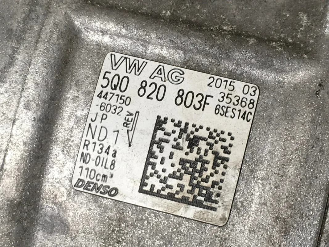 Compresor A/C VAG 5Q820803F - Foto 5