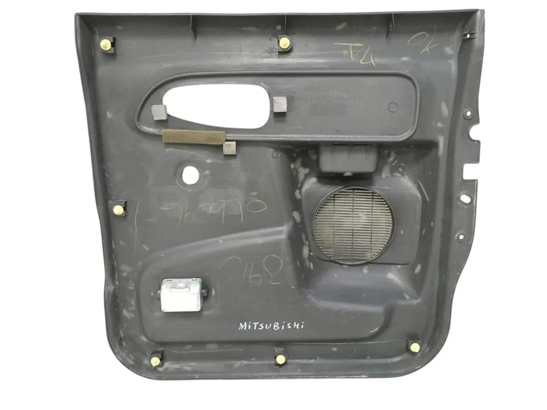 Panel Puerta tra dcha Mitsubishi L200 K6/7 - Foto 4