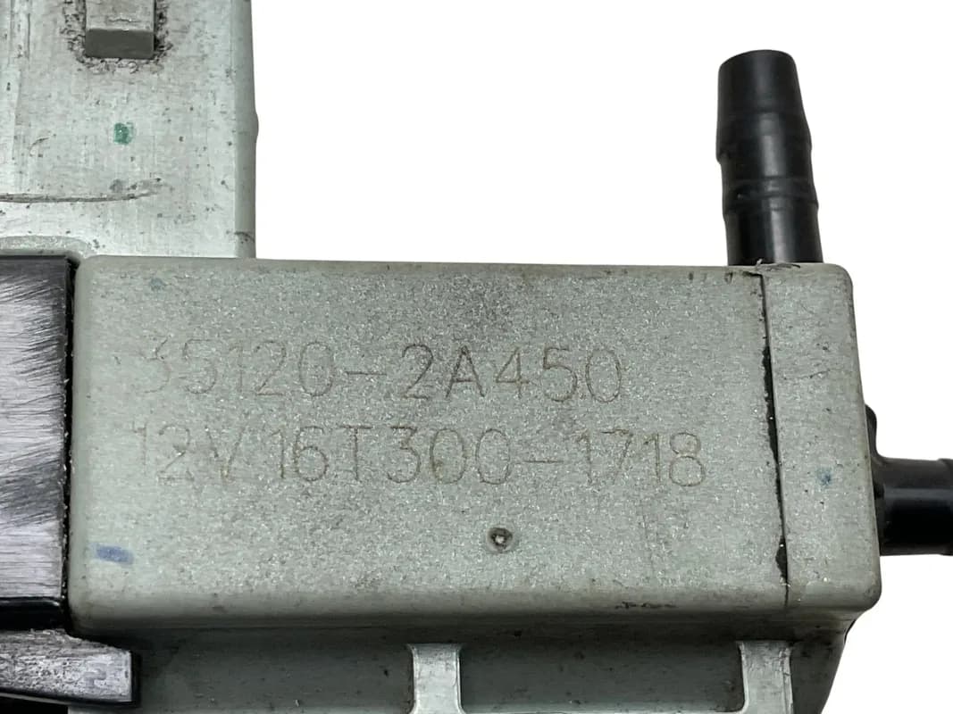 Valvula Vacio Hyundai KIA 351202A450 - Foto 3