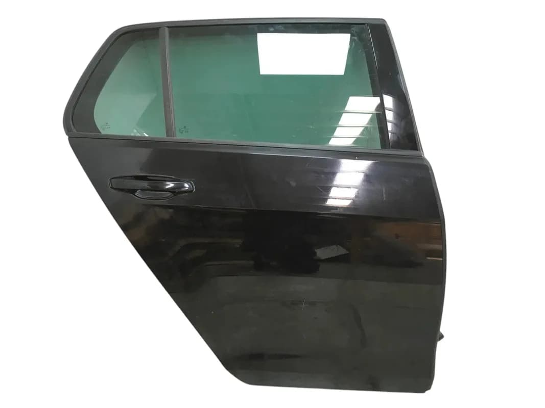 Puerta trasera dcha VW Golf VII - Foto 1