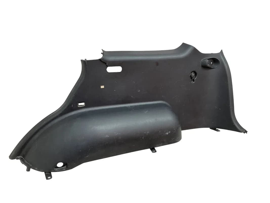 Moldura dcha Maletero Hyundai terracan 01-07 - Foto 3