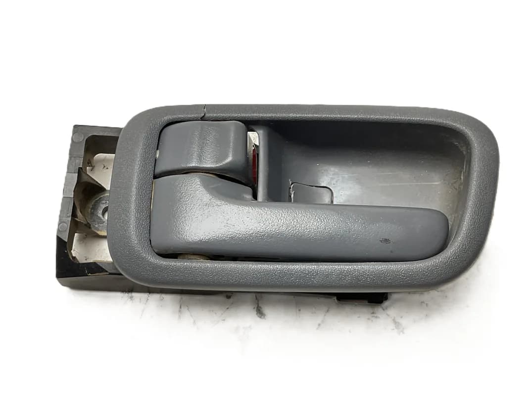 Maneta interior tra izqu Toyota RAV 4 II  00-05 - Foto 1