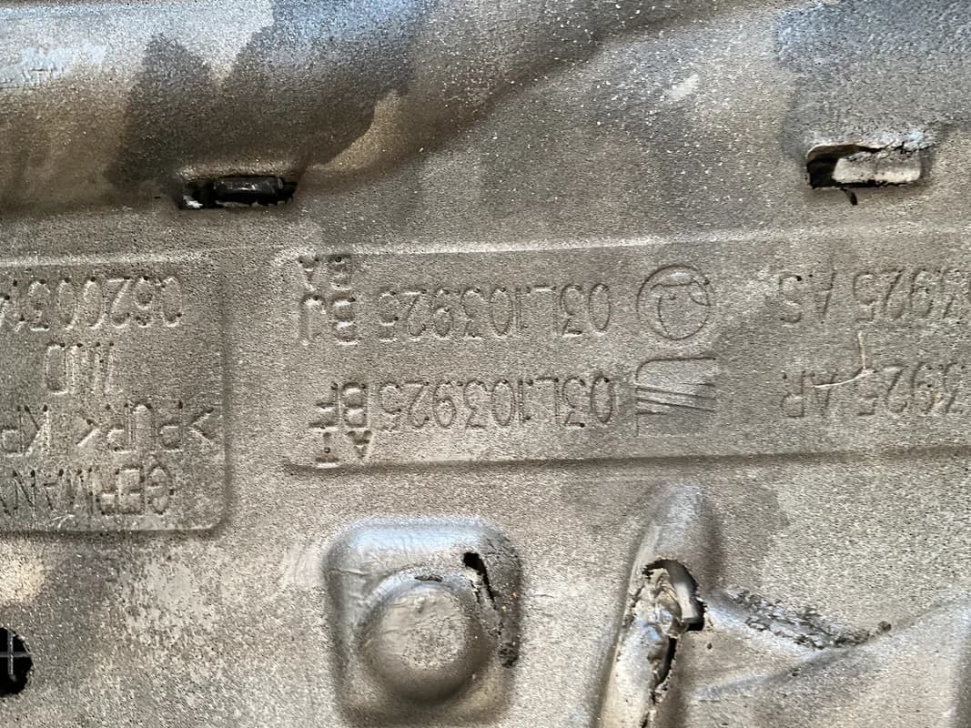 Tapa motor Škoda Fabia II 542 07-14 - Foto 3