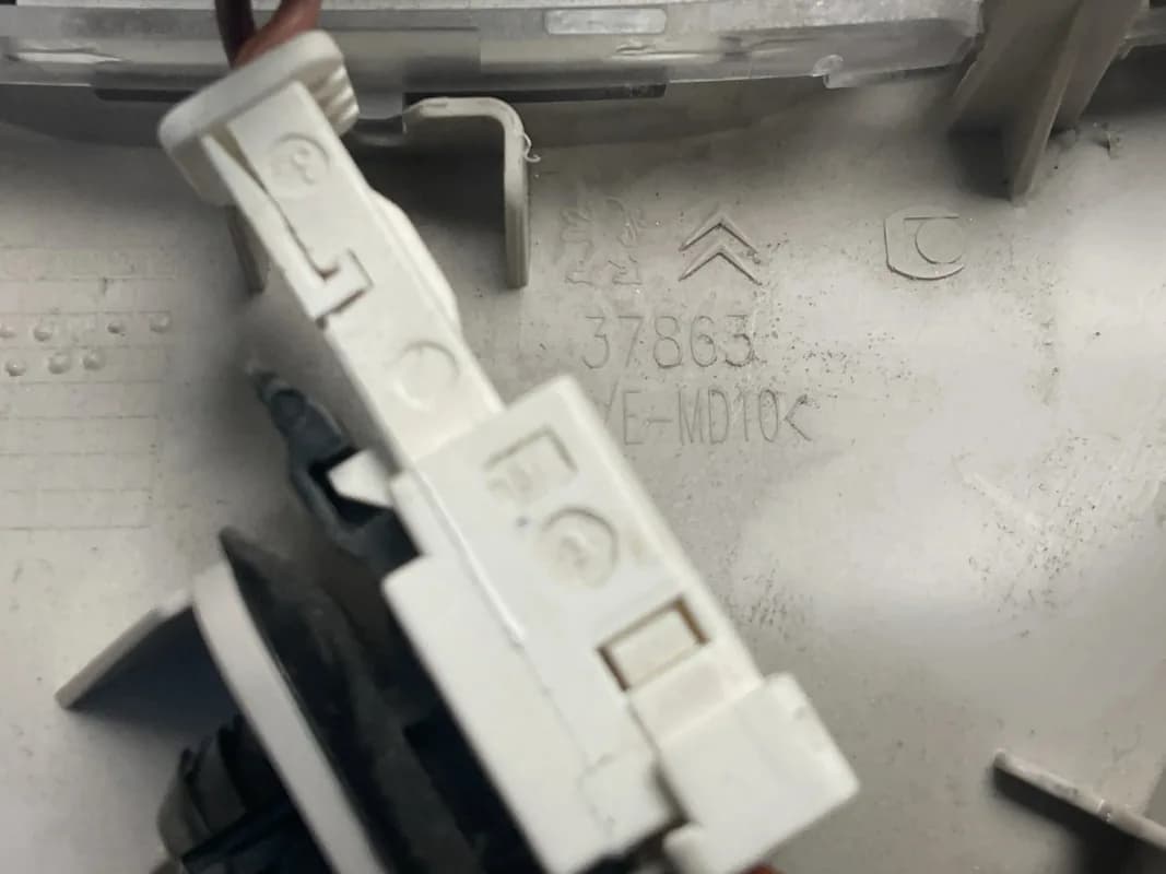 Luz Techo Citroen C4 Picasso 13-18 - Foto 6