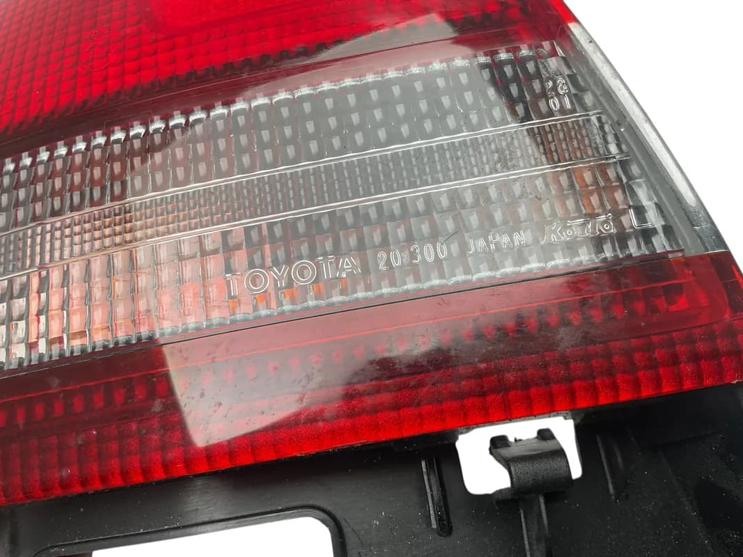 Piloto tra izqu Toyota Carina (T19) 92-97 - Foto 4