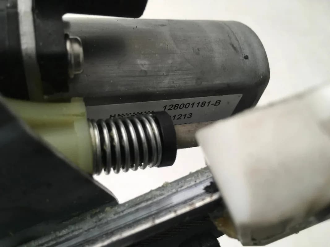 Elevalunas delantero izquierdo Mercedes W415/ Renault Kangoo - Foto 4