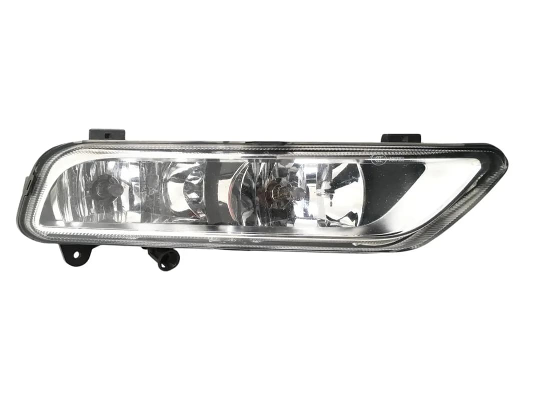 Antiniebla dcho VW Passat B7 36 - Foto 1