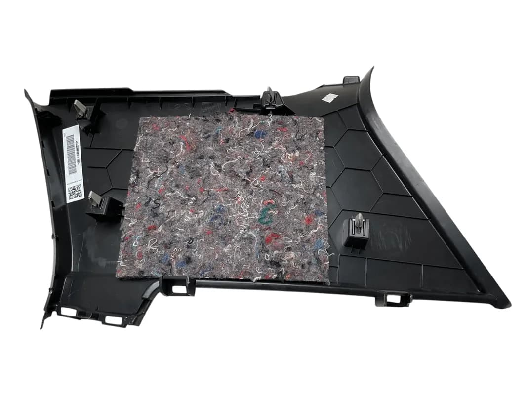 Moldura izq Pilar C VW Golf VII 2012-2020 - Foto 3