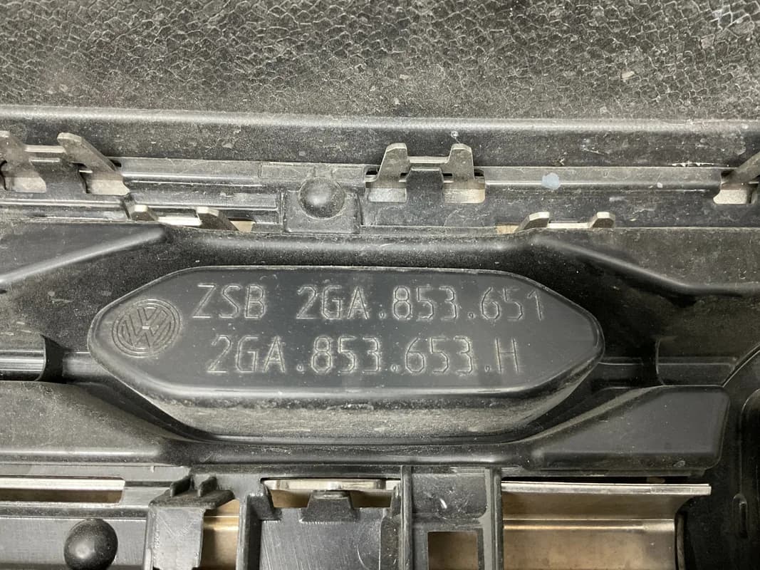 Rejilla Radiador VW T-Roc R-Line 2022-2025 - Foto 5