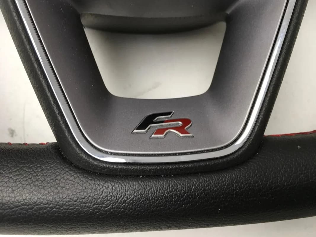 Volante Seat Arona FR - Foto 2