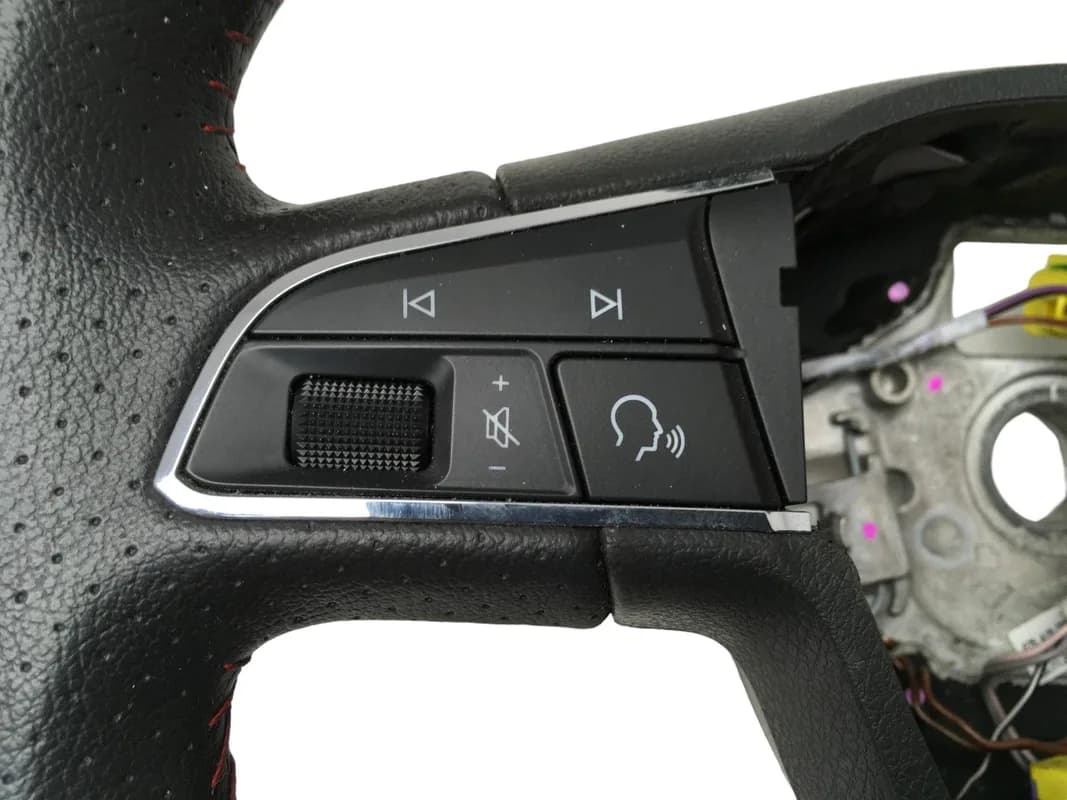 Volante Seat Arona FR - Foto 3