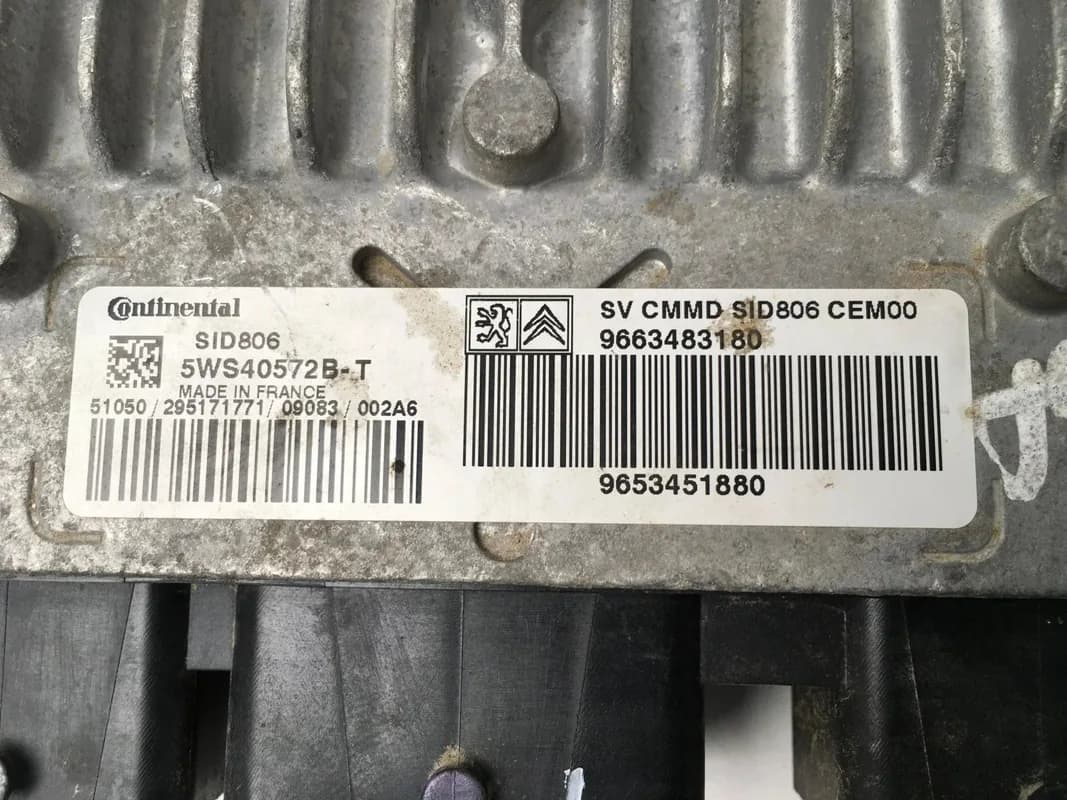 Centralita Motor Citroen C2 y C3 - Foto 2