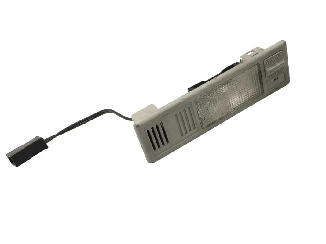Luz techo Audi 80 B3 443947159 - Foto 1
