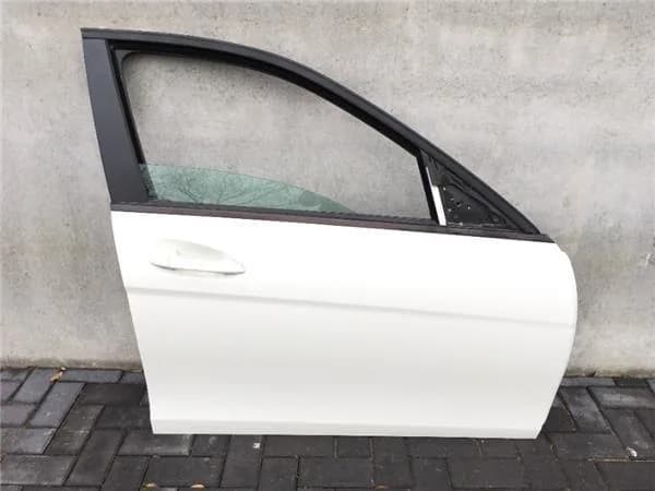 Puerta delantera dcha Mercedes W204 - Foto 1