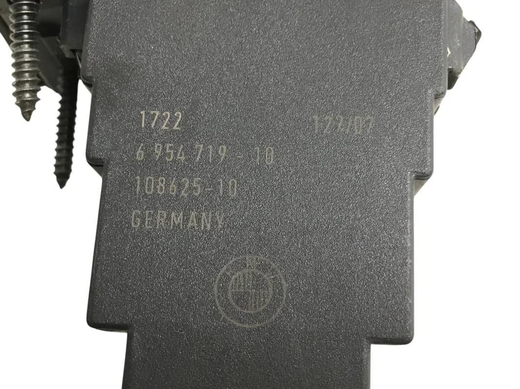 Bombin arranque BMW E90 E91 E92 E93 - Foto 4