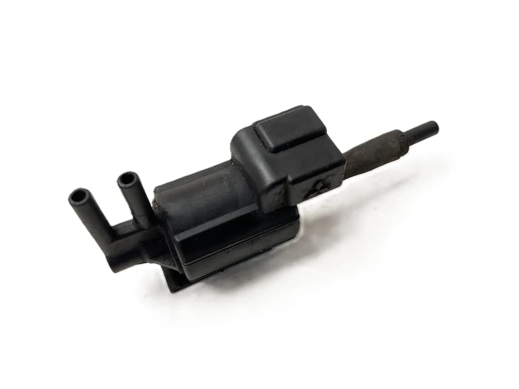 Valvula Vacio Mitsubishi Pajero 99-06 - Foto 1