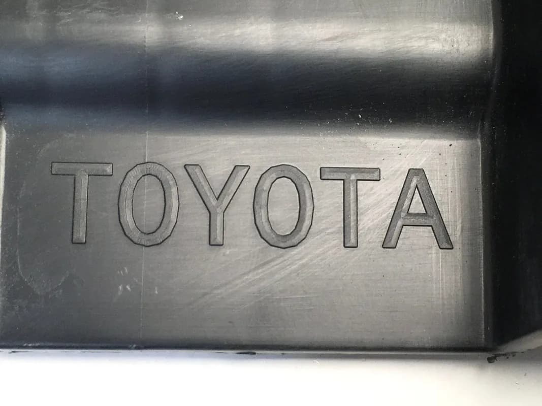 Refuerzo paragolpes delantero Toyota Auris 150 - Foto 4