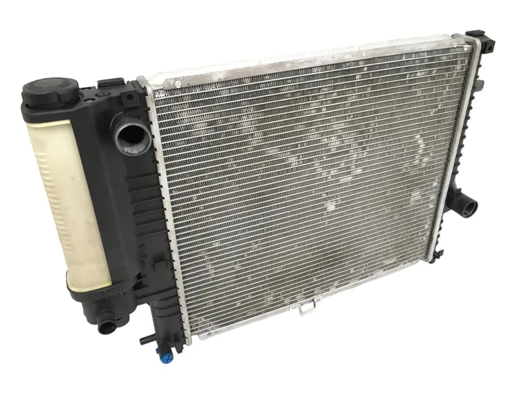 Radiador Agua BMW 5 E39 520i - Foto 1