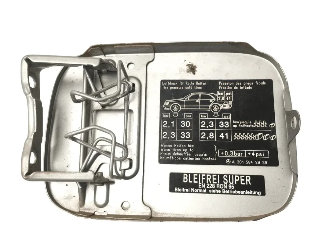 Tapa combustible Mercedes A2015842939 - Foto 2