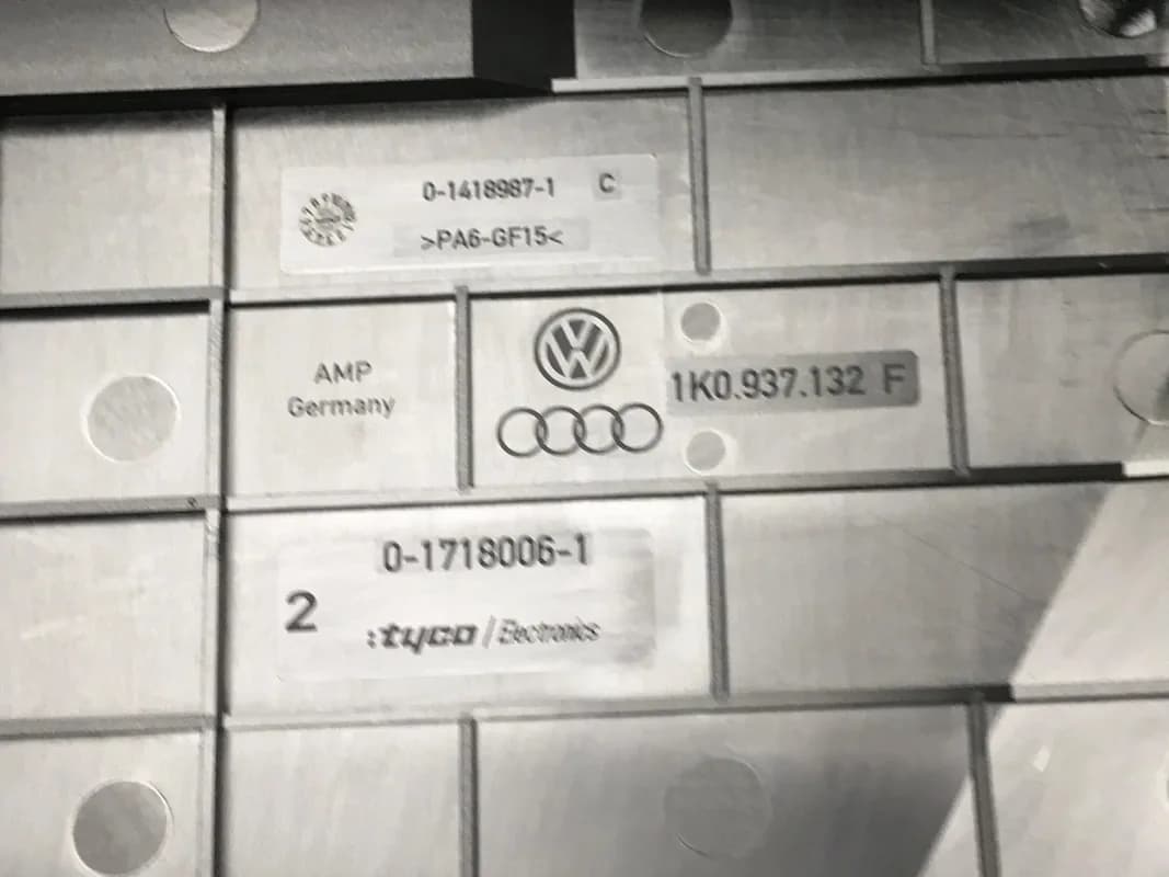 Caja fusibles VW 1K0937125A - Foto 4