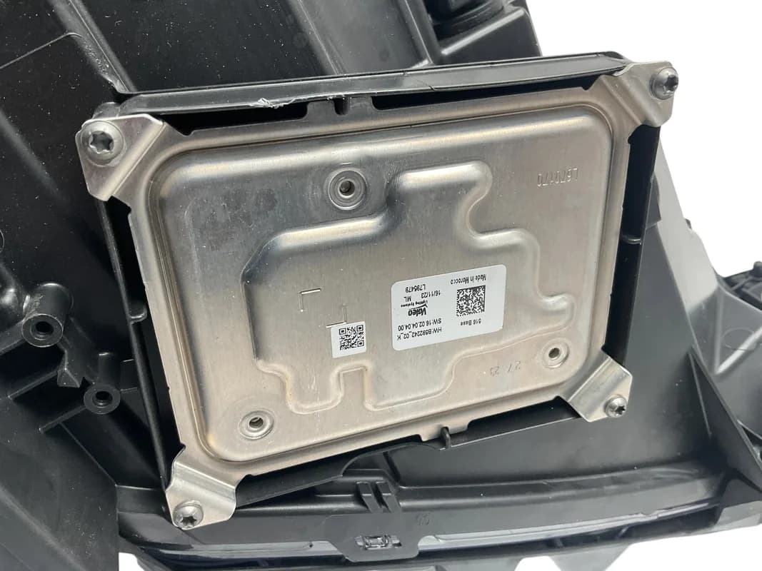 Faro del izq Jeep Avenger 22-25 - Foto 6