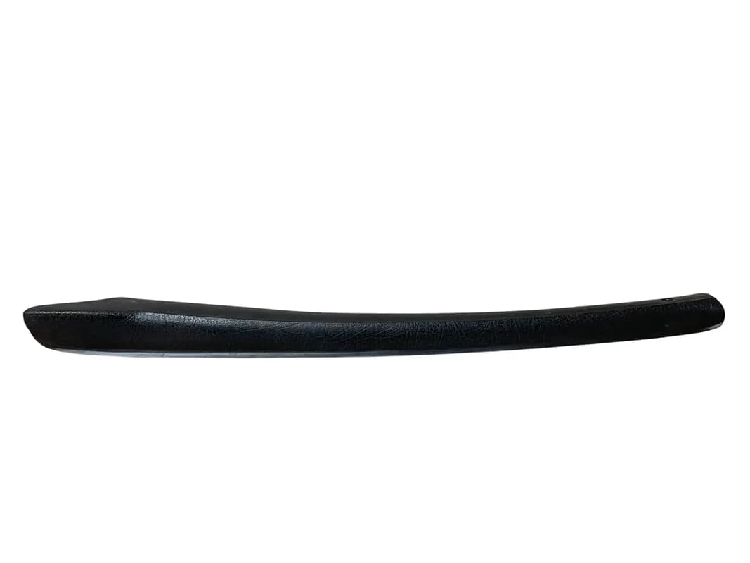 Moldura Pilar A izq VW Golf 83-92 - Foto 2