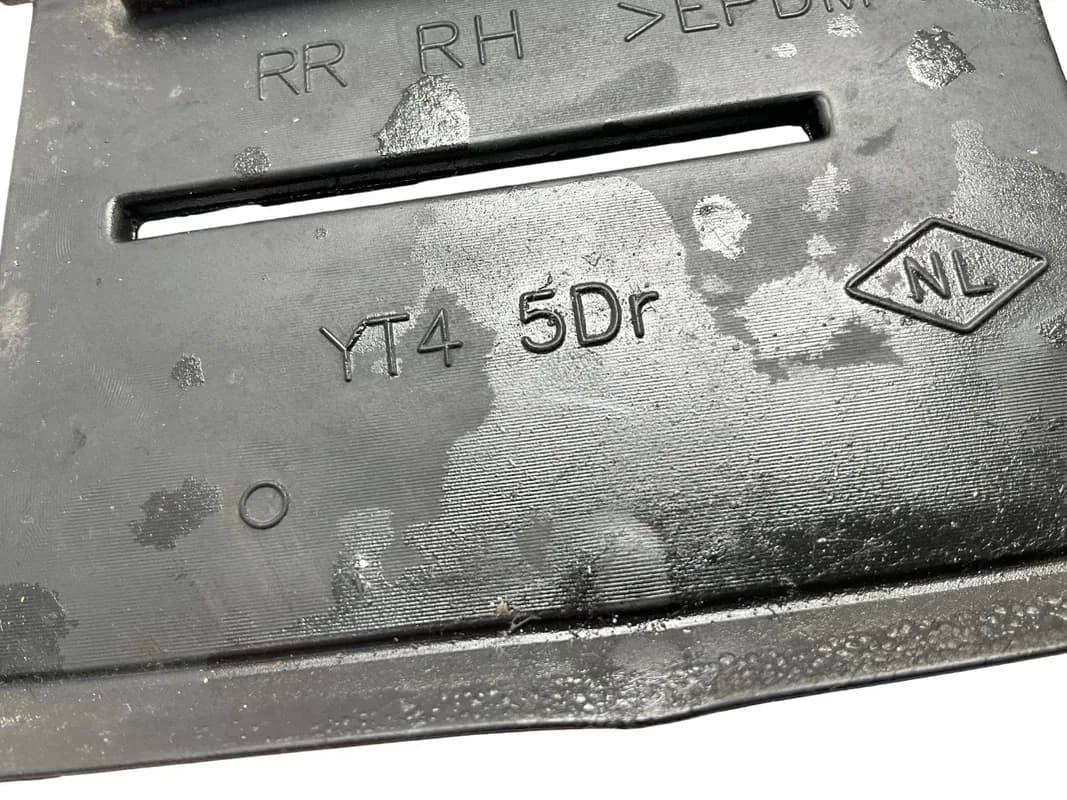 Moldura Barra Techo Suzuki GR Vitara 05-11 - Foto 3