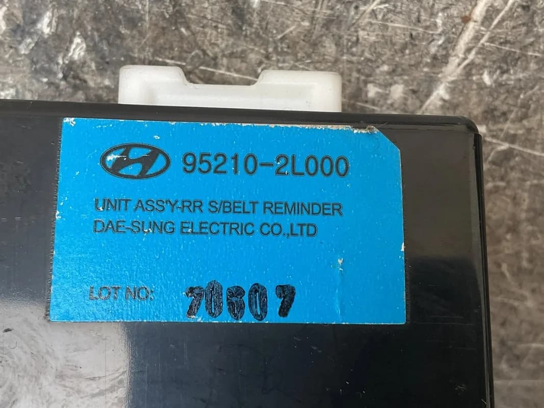 Rele Cinturon Hyundai i30 2007-2012 - Foto 5