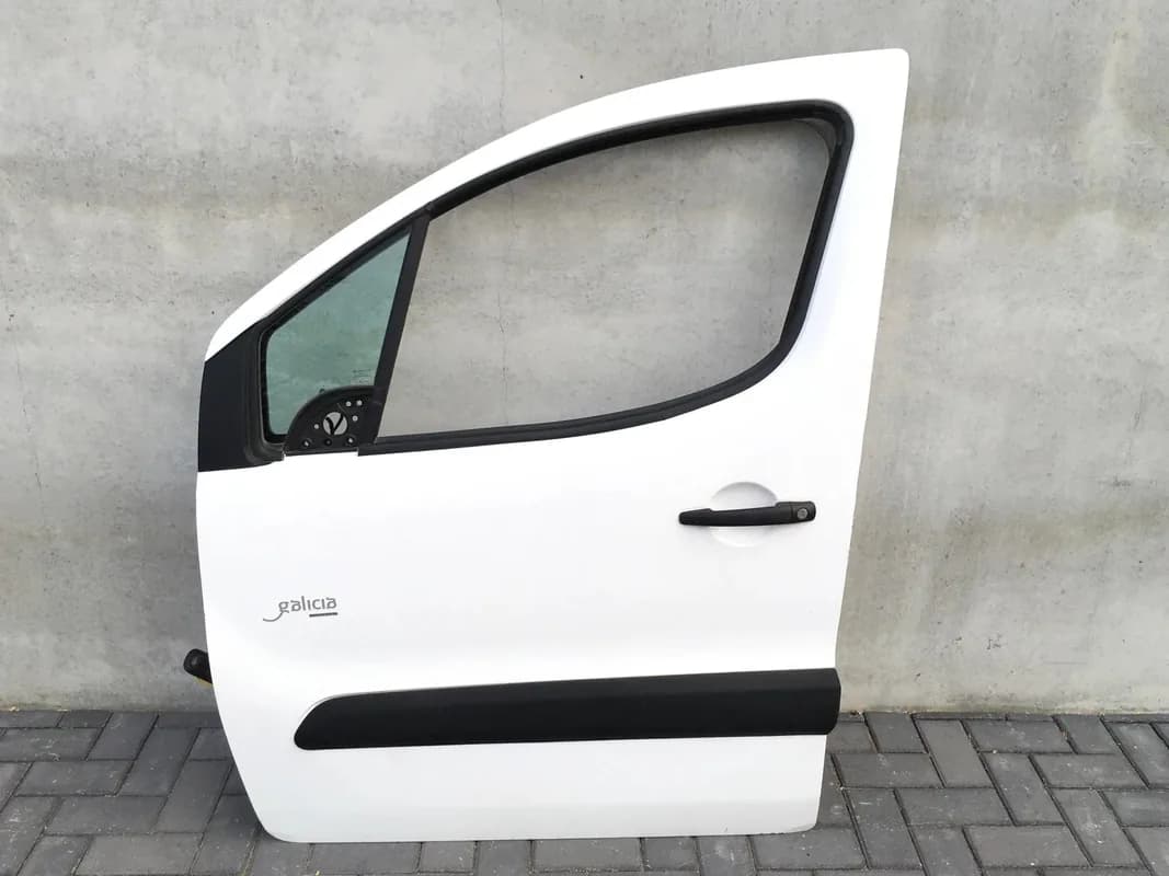 Puerta del izq Citroen Berlingo 2 Renovado - Foto 1