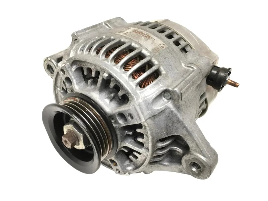 Alternador Suzuki 3140080E00 - Foto 1