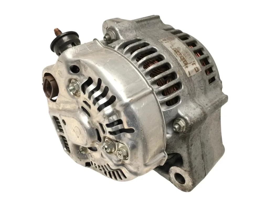 Alternador Suzuki 3140080E00 - Foto 4