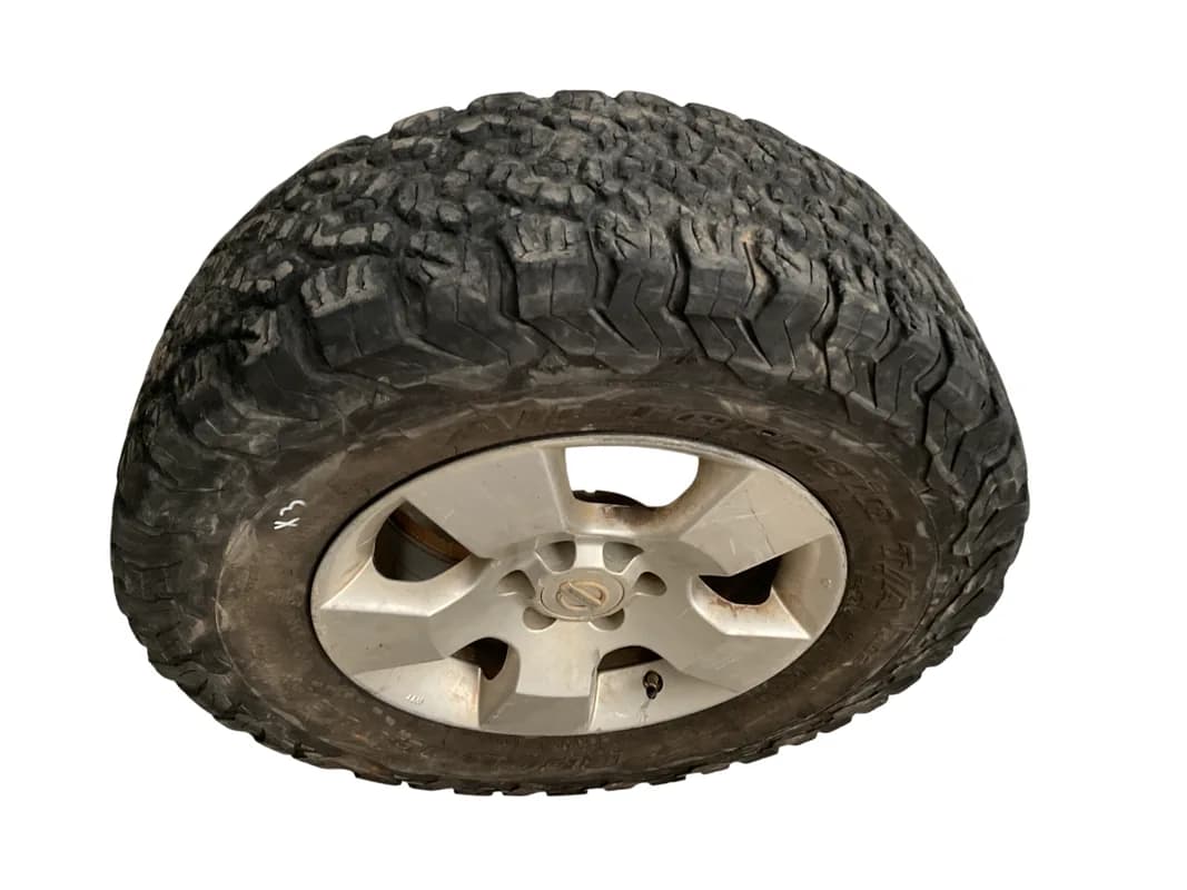 Llanta Nissan Navara 2005-2015 - Foto 2