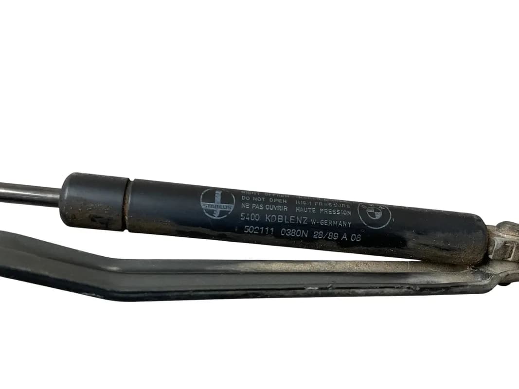 Soporte bisagra y resorte gas Bmw E34 88-97 - Foto 4