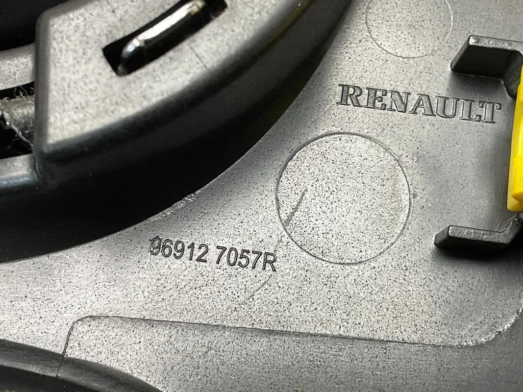 Moldura Consola central Renault Kadjar - Foto 5