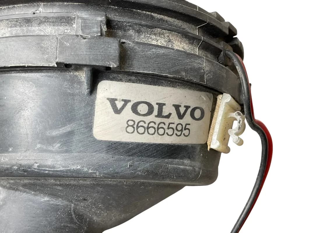 Módulo Ventilador Volvo 8666595 - Foto 4